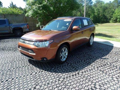2014 Mitsubishi Outlander SE