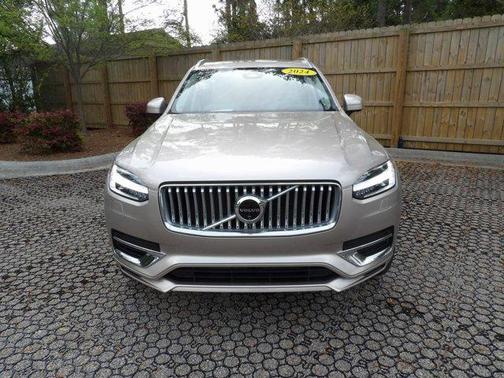 2024 Volvo XC90 Recharge Plug-In Hybrid T8 Ultimate Bright Theme 7-Seater