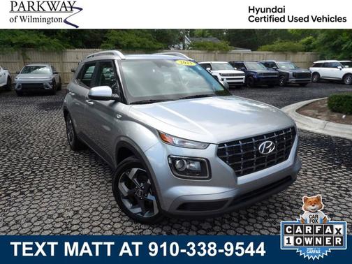 Silver 2023 Hyundai VENUE SEL