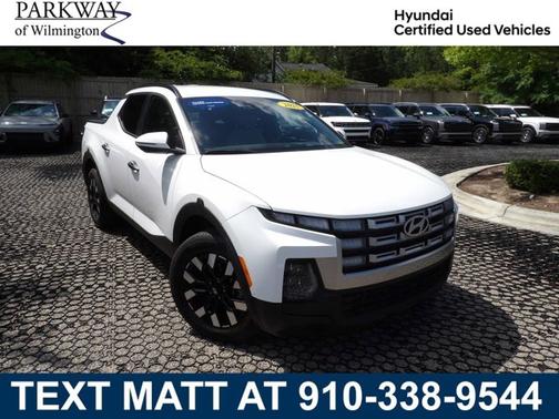 White 2025 Hyundai SANTA CRUZ SEL