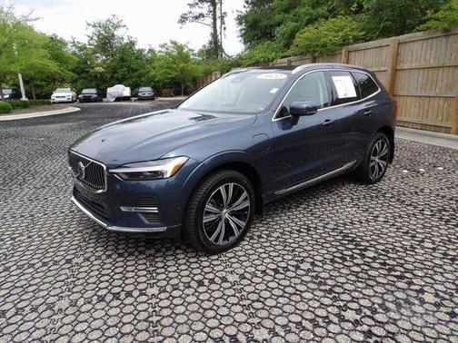 2022 Volvo XC60 Recharge Plug-In Hybrid T8 Inscription
