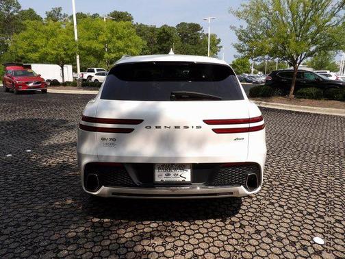 2022 Genesis GV70 2.5T AWD