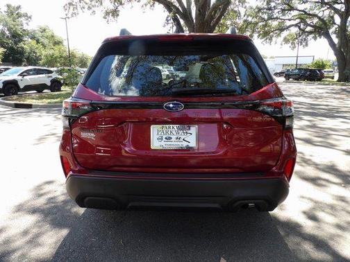 2025 Subaru Forester Base