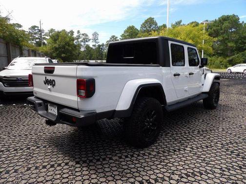 2023 Jeep Gladiator Sport S