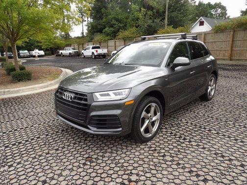 2020 Audi Q5 45 Titanium Premium