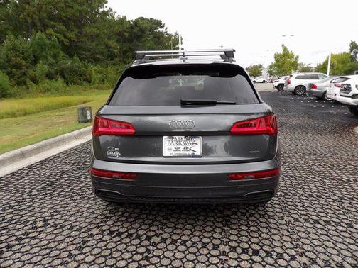 2020 Audi Q5 45 Titanium Premium