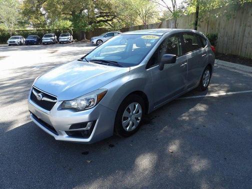 2016 Subaru Impreza 2.0i