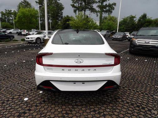 2022 Hyundai SONATA Limited