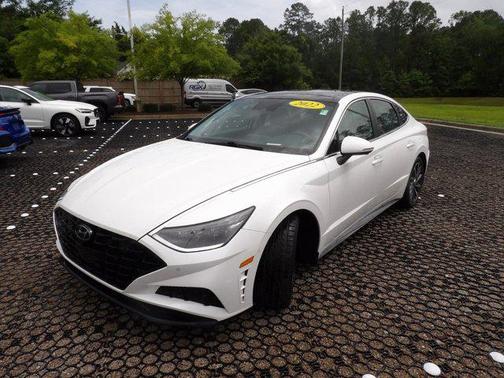 2022 Hyundai SONATA Limited