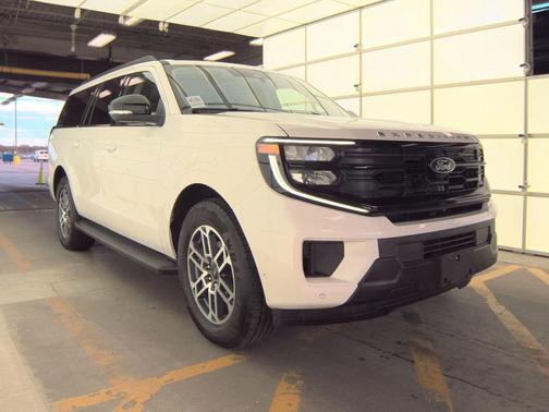 2025 Ford Expedition Max Active 4x2