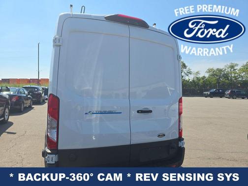 2022 Ford Transit-350 Base