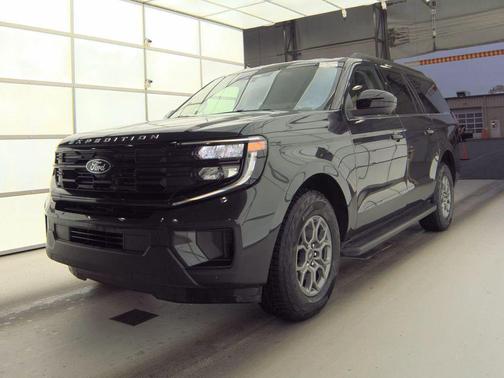 2025 Ford Expedition Max Active 4x4