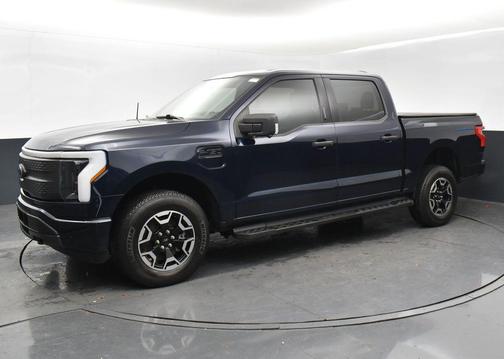 2023 Ford F-150 Lightning XLT