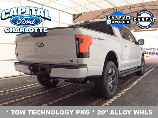 2025 Ford F-150 Lightning Flash