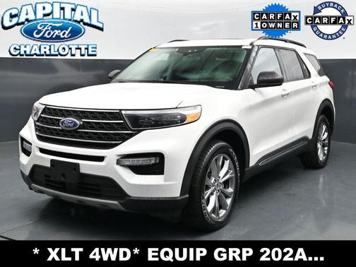 STAR WHITE MET TRI-COAT 2023 Ford Explorer XLT
