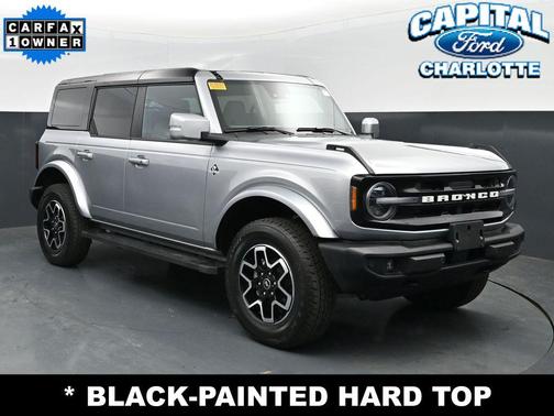 ICONIC SILVER METALLIC 2024 Ford Bronco Outer Banks