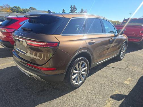 2022 Lincoln Corsair Standard