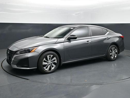 Gun Metallic 2024 Nissan Altima S FWD