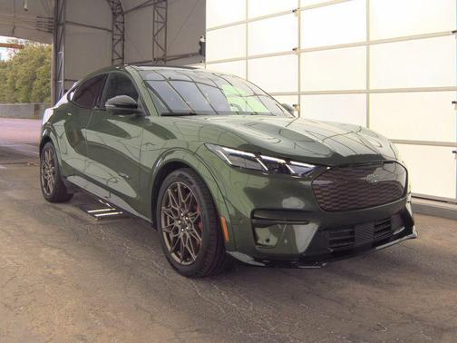 ERUPTION GREEN METALLIC 2024 Ford Mustang Mach-E GT