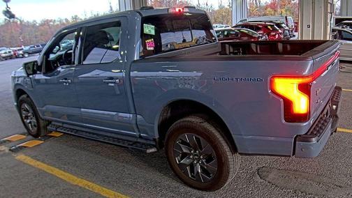 2023 Ford F-150 Lightning LARIAT