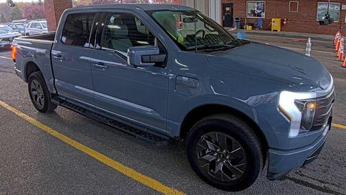 2023 Ford F-150 Lightning LARIAT