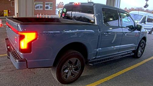 2023 Ford F-150 Lightning LARIAT