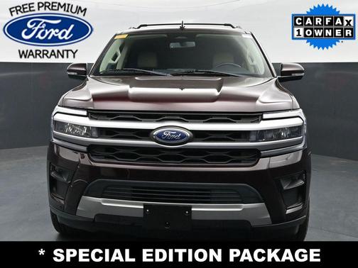 JEWEL RED MET TINTED CC 2023 Ford Expedition XLT