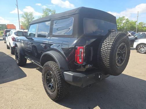 SHADOW BLACK 2024 Ford Bronco Wildtrak