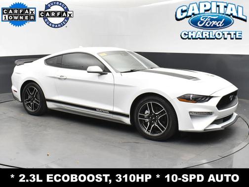 2022 Ford Mustang EcoBoost