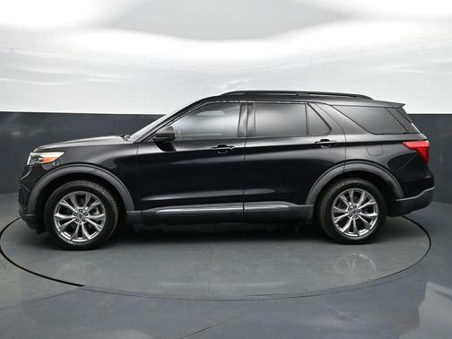 AGATE BLACK METALLIC 2020 Ford Explorer XLT