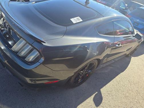 2020 Ford Mustang EcoBoost