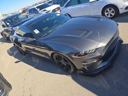 2020 Ford Mustang EcoBoost