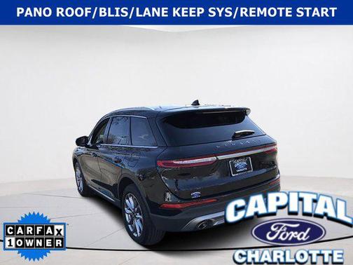 INFINITE BLACK 2021 Lincoln Corsair Standard