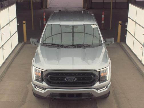 ICONIC SILVER METALLIC 2023 Ford F-150 XLT