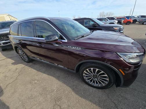 2024 Lincoln Aviator Premiere