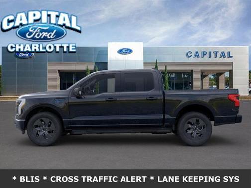 2025 Ford F-150 Lightning Flash