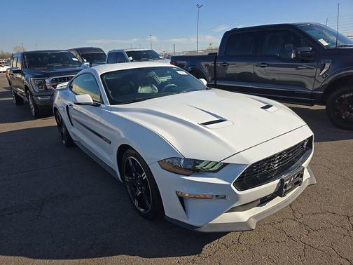 OXFORD WHITE 2019 Ford Mustang GT Premium