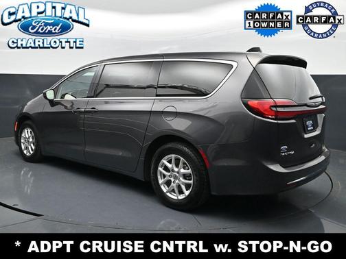 Granite Crystal Metallic Clearcoat 2023 Chrysler Pacifica Touring L