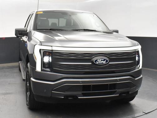 2024 Ford F-150 Lightning LARIAT