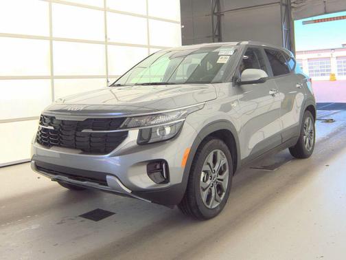 Steel Gray 2026 Kia Seltos LX