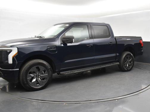 2023 Ford F-150 Lightning XLT