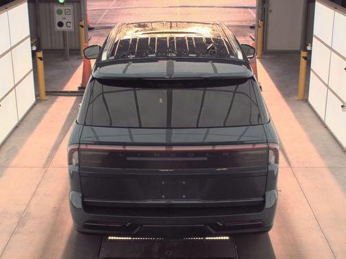 FLIGHT BLUE METALLIC CC 2025 Lincoln Navigator Reserve