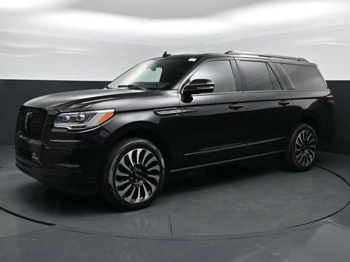INFINITE BLACK MET CC 2024 Lincoln Navigator Black Label