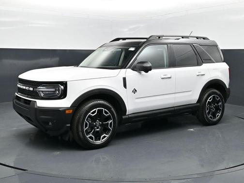 OXFORD WHITE 2025 Ford Bronco Sport Outer Banks