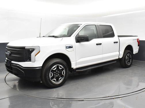 2024 Ford F-150 Lightning Pro