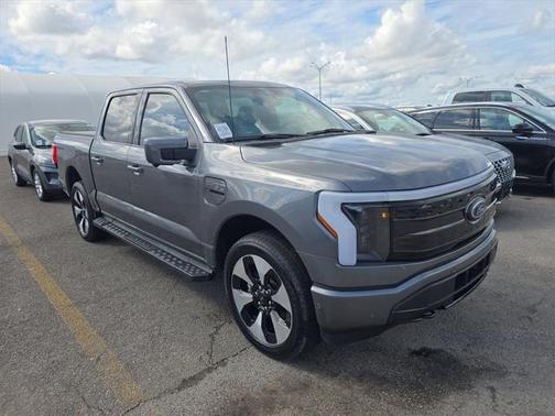 2023 Ford F-150 Lightning Platinum