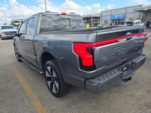 2023 Ford F-150 Lightning Platinum