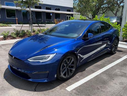 2022 Tesla Model S Plaid