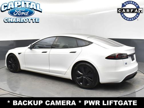 2022 Tesla Model S Base