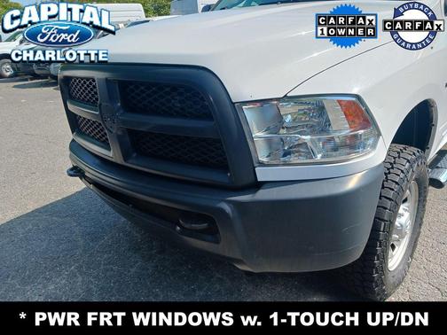 Bright White Clearcoat 2018 RAM 2500 Tradesman Crew Cab 4x4 8' Box